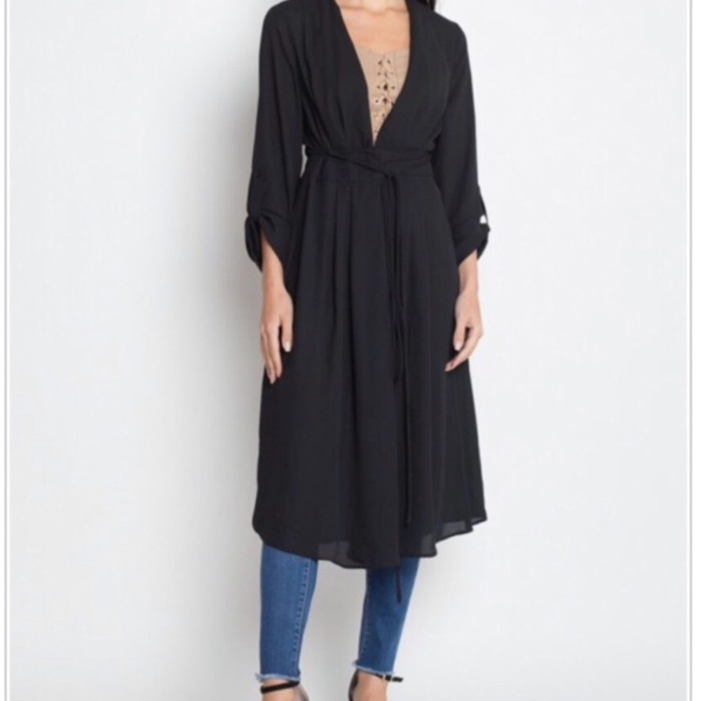 Black tie duster.